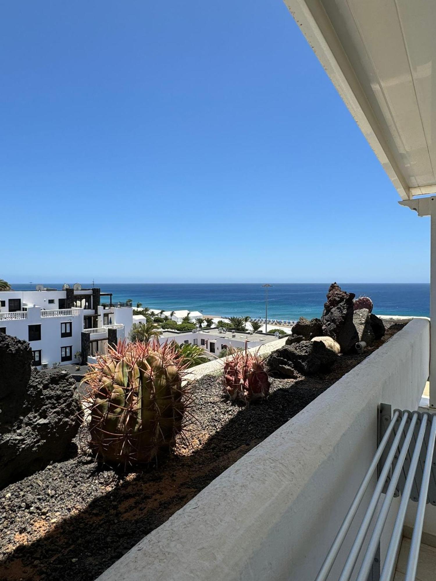 Stunning 2 Bedroom Duplex Close To Main Beach With Seaviews Пуэрто дель Кармен Экстерьер фото